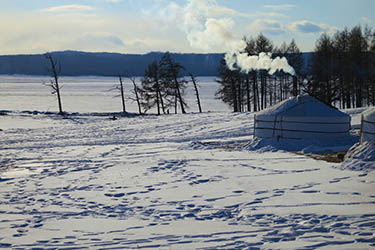 Winter hiking and trekking tour in Mongolia