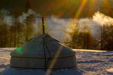 Winter hiking and trekking tour in Mongolia