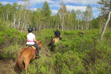 Discovery, hiking and horse riding tour in Mongolia