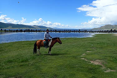 Discovery, hiking and horse riding tour in Mongolia