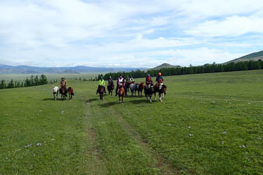 Discovery, hiking and horse riding tour in Mongolia