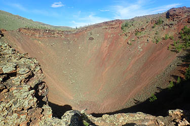 Discovery, hiking and horse riding tour in Mongolia