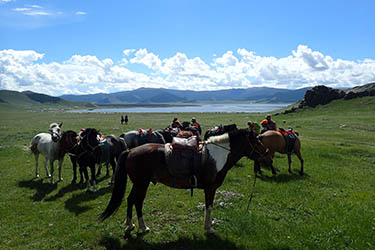 Discovery, hiking and horse riding tour in Mongolia